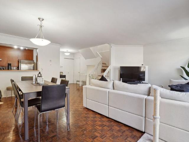 Apartment for rent in Ville-Marie, Montréal