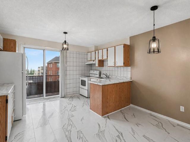Apartment for rent in Chomedey, Quebec