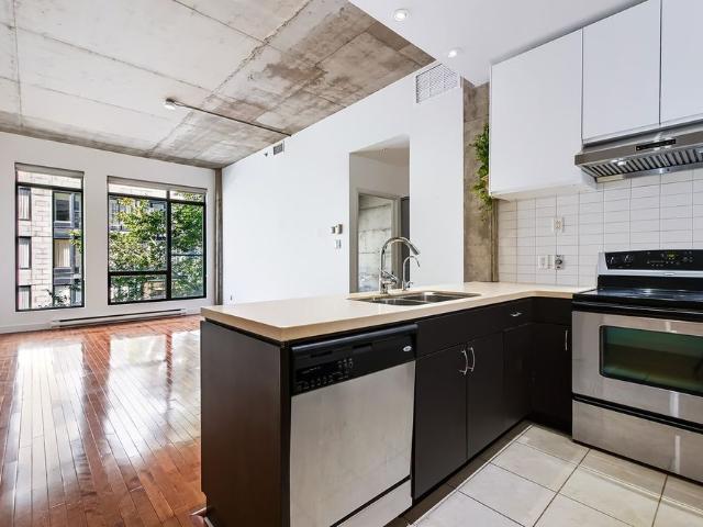 Apartment for rent in Ville-Marie, Montréal