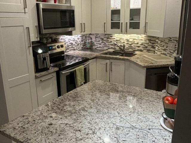 Apartment for rent in St. Leonard's, Quebec