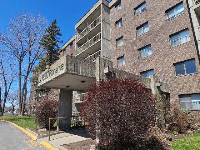 Apartment for rent in Brossard, Quebec