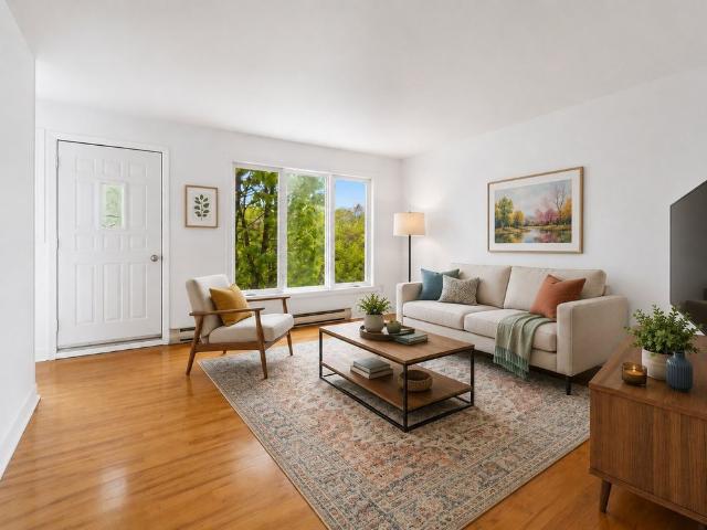 Apartment for rent in St. Leonard's, Quebec