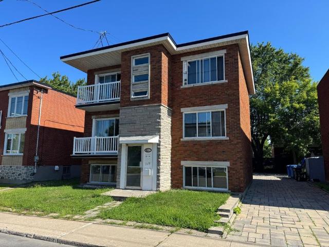Apartment for rent in Vieux-Longueuil, Longueuil