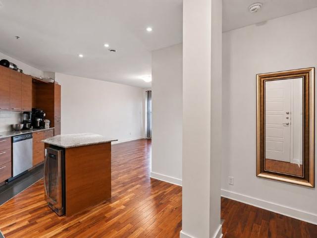 Apartment for rent in Laval-des-rapides, Quebec