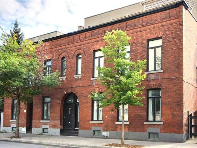 Apartment for rent in Ville-Marie, Montréal