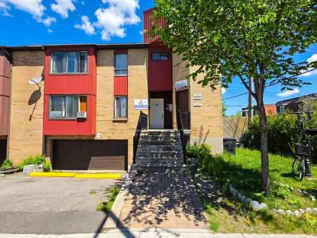 Apartment for rent in St. Leonard's, Quebec