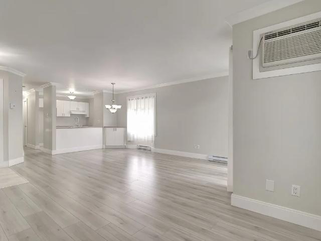 Apartment for rent in Sainte-Thérèse, Laurentides