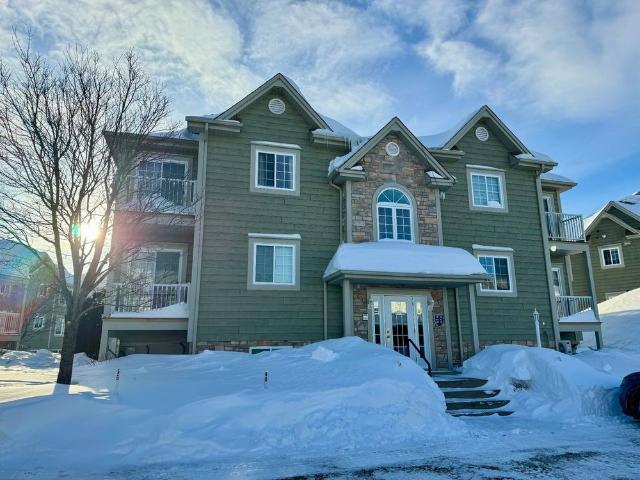 Apartment for rent in Saint-Sauveur, Laurentides