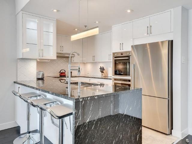 Apartment for rent in Mont-Royal, Montréal (région administrative)