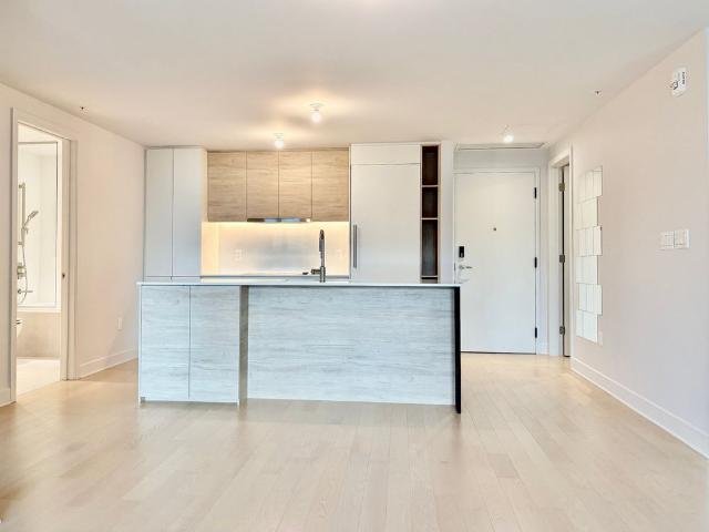 Apartment for rent in Brossard, Quebec