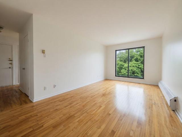 Apartment for rent in Ville-Marie, Montréal