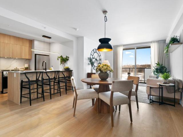 Apartment for rent in Pointe-claire, Quebec