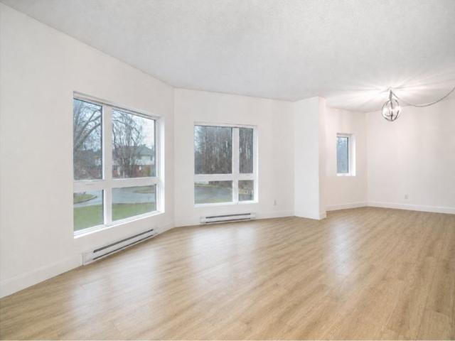 Apartment for rent in Dollard-des-ormeaux, Quebec