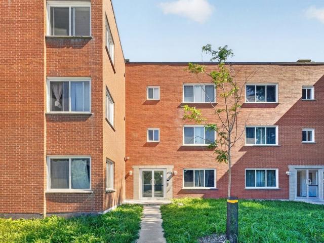 Apartment for rent in St. Leonard's, Quebec