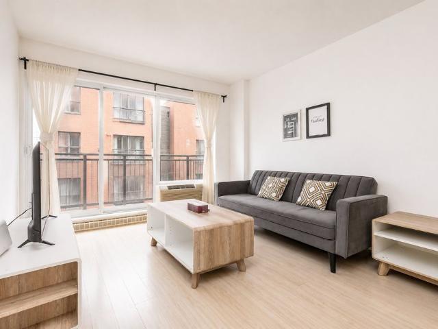 Apartment for rent in St. Leonard's, Quebec