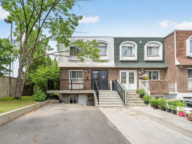 Apartment for rent in St. Leonard's, Quebec