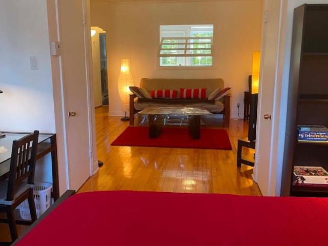 Apartment for rent in Côte-des-Neiges–Notre-Dame-de-Grâce, Montréal