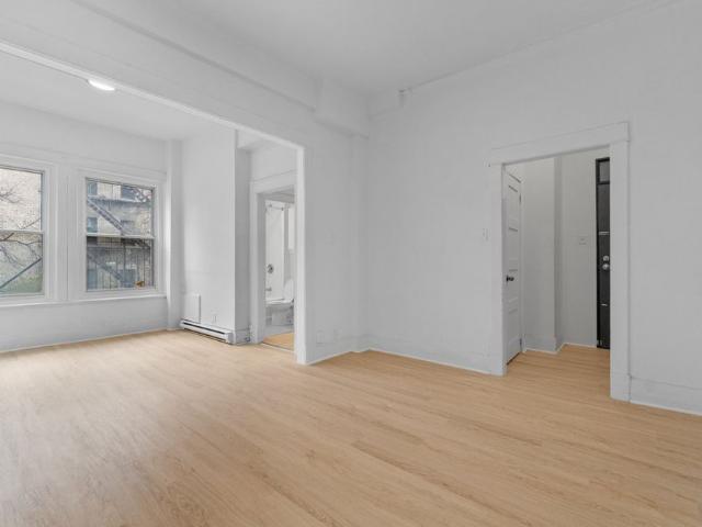 Apartment for rent in St. Leonard's, Quebec