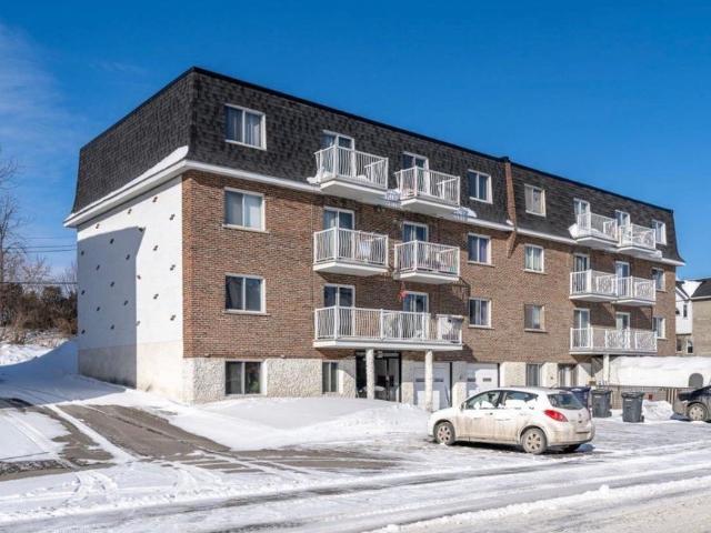 Apartment for rent in Saint-vincent-de-paul, Quebec