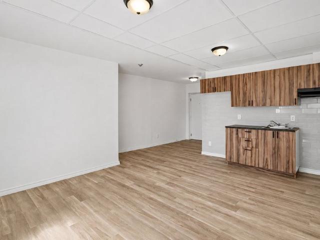 Apartment for rent in Chomedey, Quebec