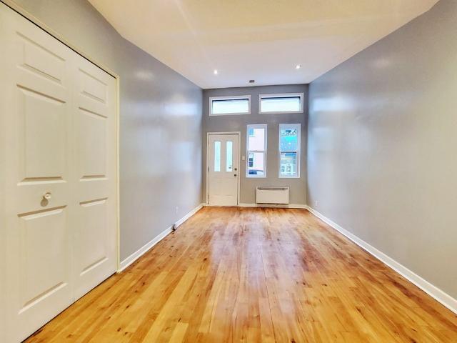 Apartment for rent in Le Sud-Ouest, Montréal