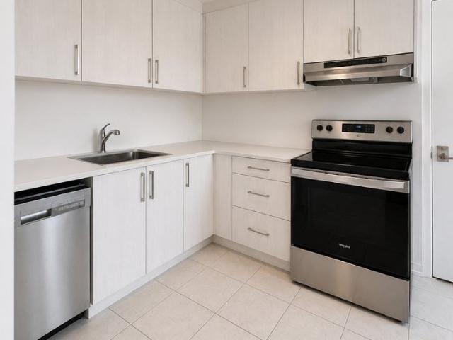 Apartment for rent in St. Leonard's, Quebec