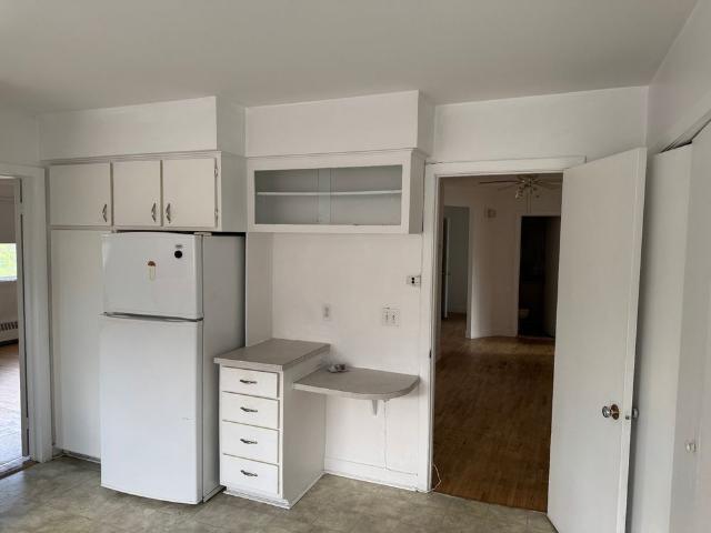 Apartment for rent in Côte-Saint-Luc, Montréal (région administrative)