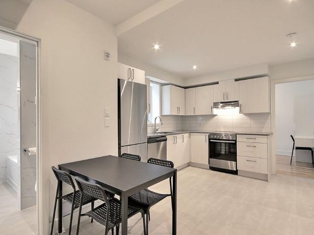 Apartment for rent in Ville-Marie, Montréal