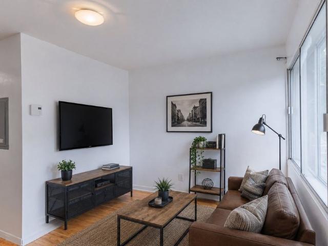 Apartment for rent in Longueuil, Quebec