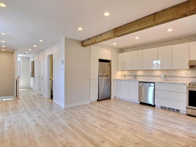 Apartment for rent in St. Leonard's, Quebec