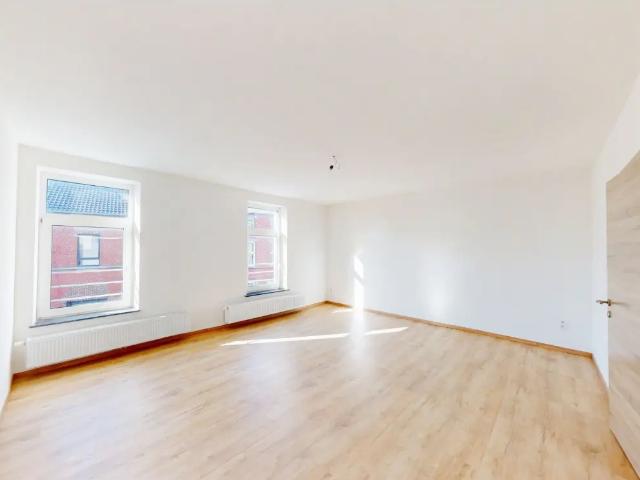 Appartement location à Courcelles