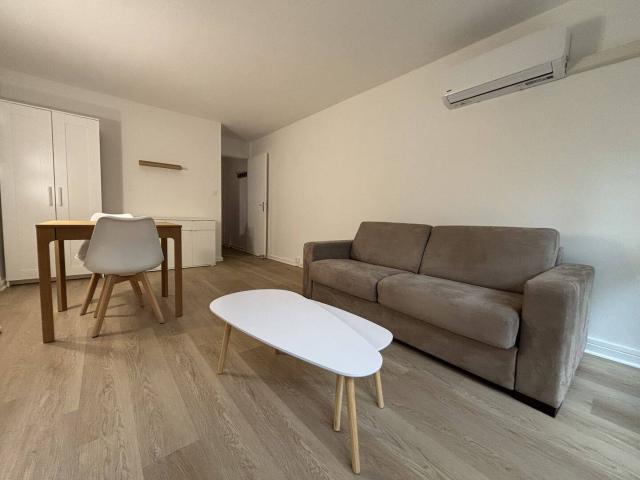 Studio location à Pissevin, Nîmes