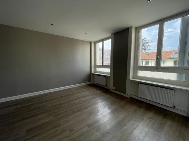Appartement location à Saint-Étienne, Saint-etienne