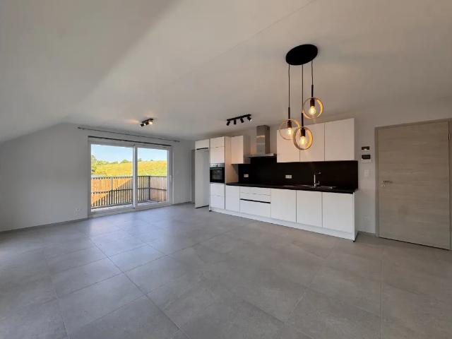 Appartement location à Vaux-lez-rosieres, Wallonie
