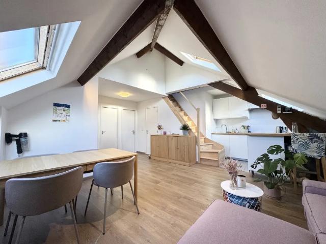 Appartement location à Woluwe-Saint-Pierre - Sint-Pieters-Woluwe, Brussel-Hoofdstad - Bruxelles-Capitale