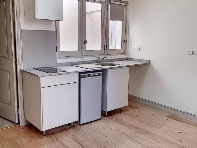 Studio location à Trinquetaille, Arles