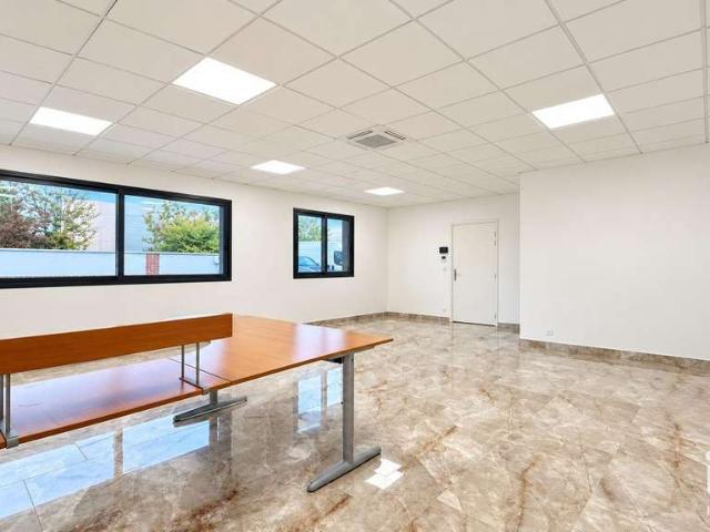Bureau location à Mennecy, Essonne