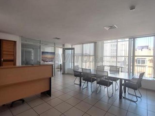Bureau location à Casablanca ⵜⴰⴷⴷⴰⵔⵜ ⵜⵓⵎⵍⵉⵍⵜ الدار البيضاء, Préfecture de Casablanca عمالة الدار البيضاء