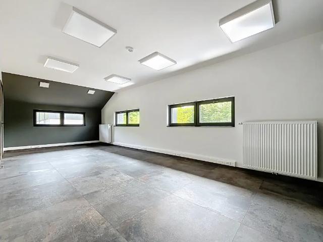 Bureau location à Aubel, Wallonie