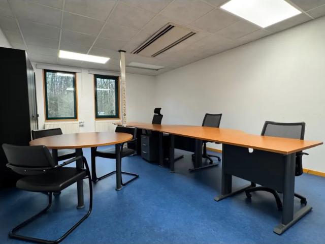 Bureau location à Marche, Wallonie