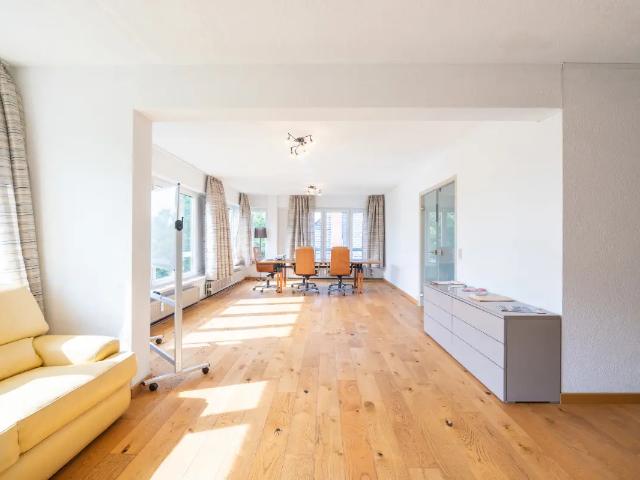 Bureau location à Charleroi, Wallonie