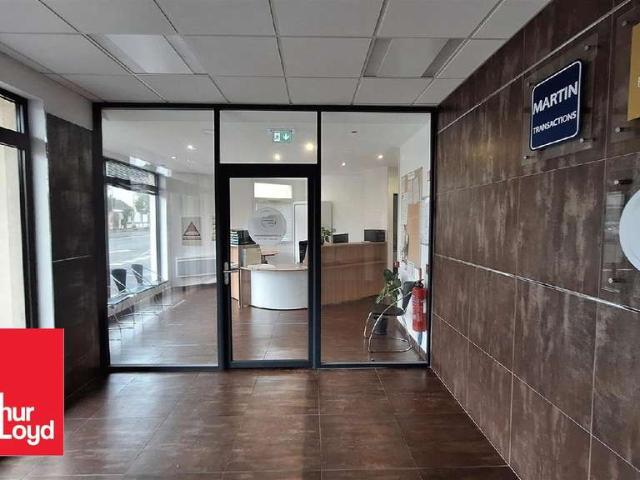 Local Commercial location à Chartres, Eure-et-Loir