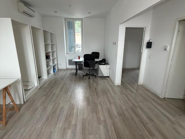 Bureau location à Marseille, La Penne-sur-huveaune