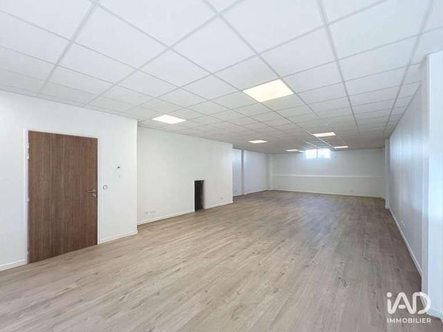 Bureau location à Brie-Comte-Robert, Seine-et-Marne