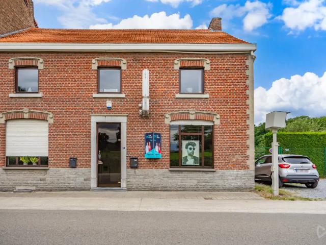 Bureau location à Waremme, Wallonie