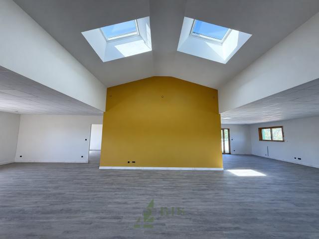 Bureau location à Roanne, Saint-vincent-de-boisset