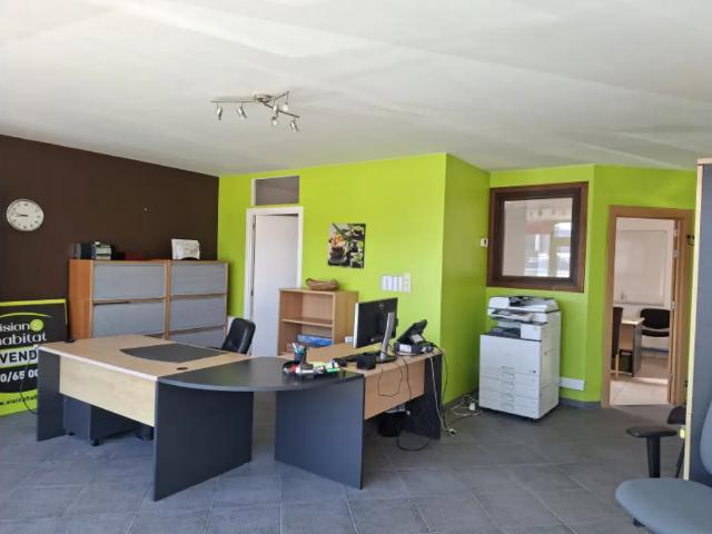 Bureau location à Mont-saint-guibert, Wallonie