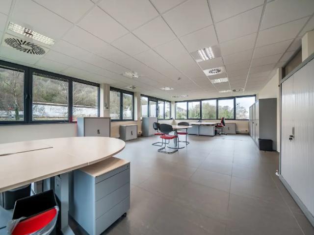 Bureau location à Seraing, Wallonie