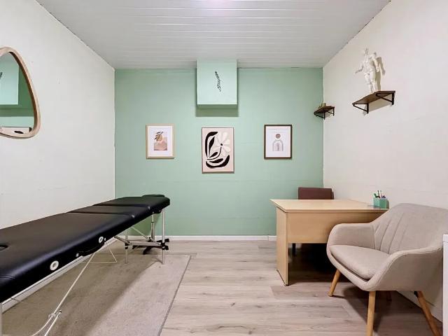 Bureau location à Brunehaut, Wallonie
