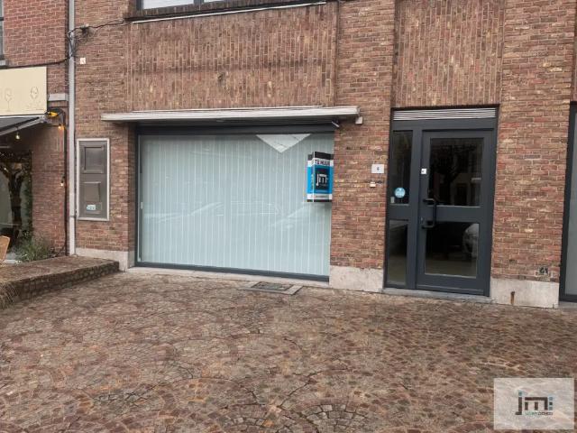 Bureau location à Wellen, Limburg